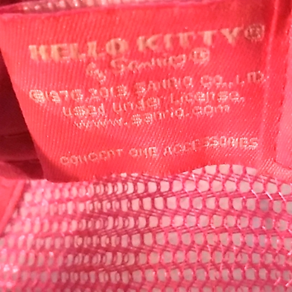 Hello Kitty Hat - Picture 9 of 10